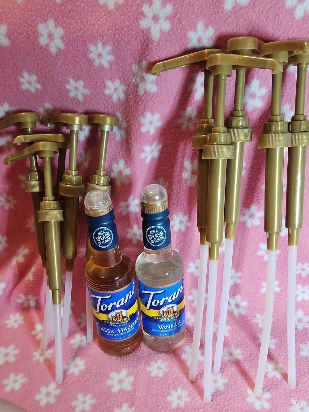 Gold Pump Dispenser for Syrups - Gold (Fits Bottles)